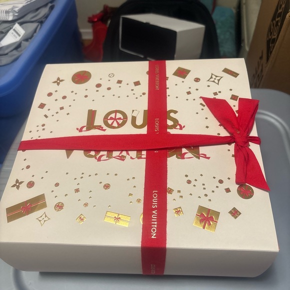 2️⃣3️⃣0️⃣0️⃣ brand new authentic Louis Vuitton Speedy 18 *SOLD* - Picture 6 of 9